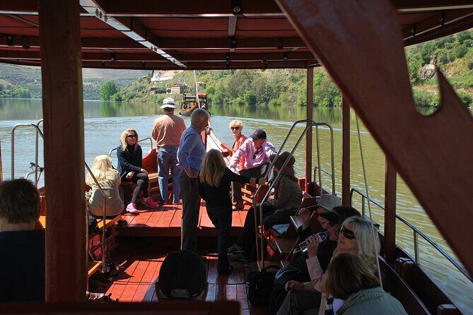 2-hour Rabelo Boat tour in Pinhão - Roncão and the return trip: same river, different feeling