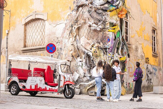 3 Hour Tuk tuk Tour in Porto - Route walkthrough: São Bento to the Douro viewpoints to Clérigos
