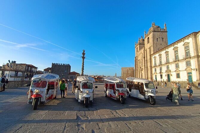 3 Hour Tuk tuk Tour in Porto - Photo timing and comfort tips for this fast route