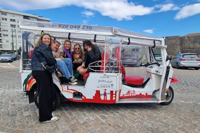 3 Hour Tuk tuk Tour in Porto - FAQ
