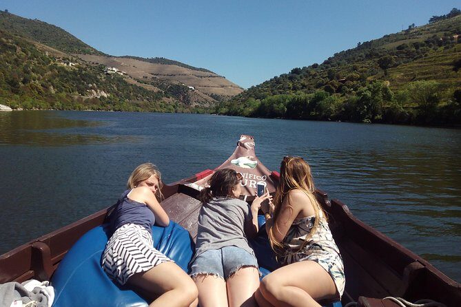 Authentic Douro Valley - small-Group Tour (Max 7) - Second tasting in Peso da Régua: Douro DOC and Port, plus a real finish