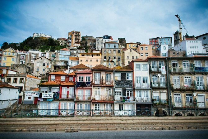 Authentic Oporto Walking Tour with Wine Tasting - São Bento Railway Station: Tiles That Feel Like a Living Museum