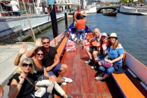 Aveiro and Costa Nova Half Day Tour from Porto with Boat Ride - Meeting point and timing: the “start here” details that prevent stress