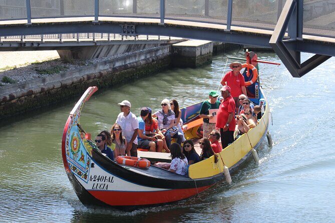 Aveiro Canal Cruise in Traditional Moliceiro Boat - Weather and canal comfort: prepare like a local