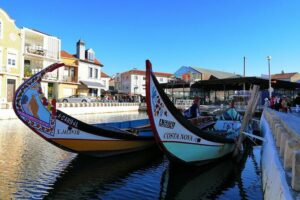 Aveiro, Costa Nova beach and Moliceiro Boat, half-day from Coimbra - Canal Central de Aveiro: the moliceiro boat ride you’ll remember