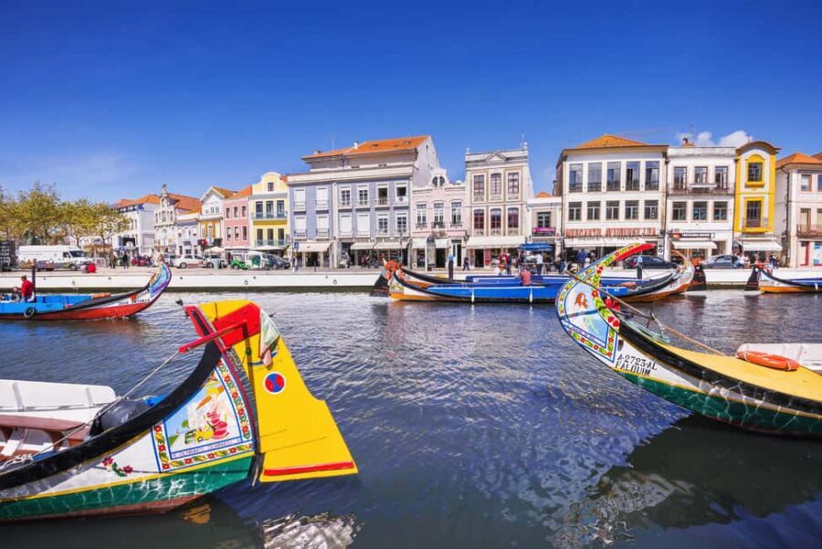Aveiro: Half-Day Tour from Porto with Cruise - Costa Nova Beach: Striped Houses in a 30-Minute Stop