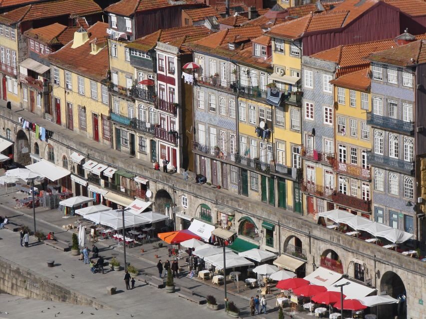 Best of Porto Guided Tour: Cruise & Wine Tasting - Crossing to Gaia: the traditional Port cellar experience