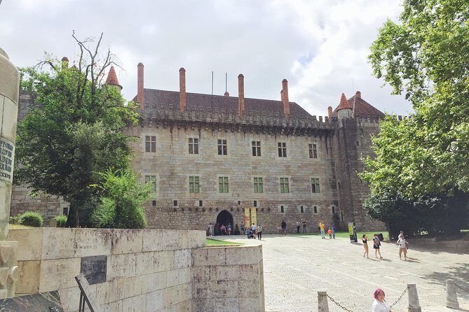 Braga and Guimarães Historical and Cultural Tour from Porto - Guimarães Castle: the fortress story behind Portugal