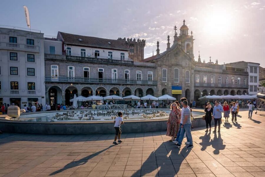 Braga: Flexible Walking Tour in Historic Center - Paço Square, Carlos Amarante Square, and São Marcos Hospital area