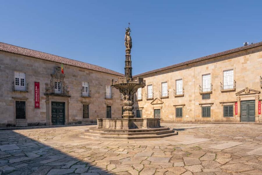 Braga: Flexible Walking Tour in Historic Center - Price and value: why $8 for this format can make sense