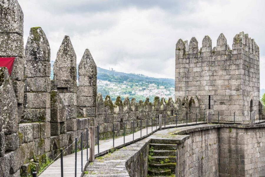 Braga & Guimarães Full-Day Tour from Porto - The break strategy in Guimarães: when to plan lunch
