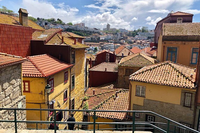 City Walking Tour & Port Wine Cellar - Old Porto neighborhoods: Moorish invasions and the Age of Discoveries