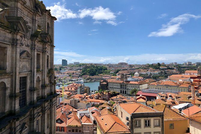 City Walking Tour & Port Wine Cellar - Viewpoints and the stair-and-photo rhythm