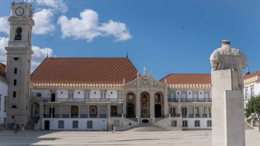 Coimbra: A Local's Tour of the University + Skip-the-Line - Meeting point and how the tour starts at Dom Dinis