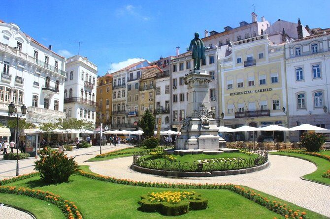 Coimbra Private Walking Tour with U.C. Tickets Early Access - Where you meet and how the route usually works