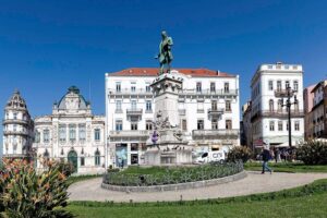 Coimbra's Historical Highlights: A Self-Guided Audio Tour - Where You Start and Finish: Largo da Portagem to Porta Férrea