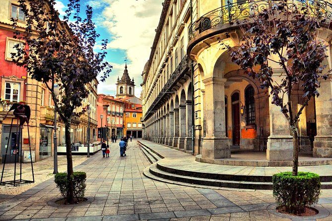 Cultural Route - Braga & Guimarães - from Porto - Guide style and pacing: why people keep praising the day