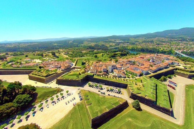 Day Trip from Porto to Santiago de Compostela and Valença - Santiago free time: how to use your hours in the cathedral quarter
