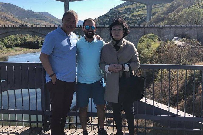Day Trip Through the Enchanting Douro Valley #DuckSideOfPorto - Stop 1: a coffee-and-farmer Port moment near the Douro River
