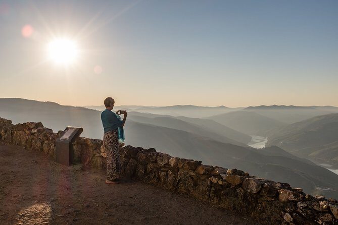 Douro Full Day Tour with Wine Tasting and Lunch - Quinta da Laceira Lunch: Real Estate Hospitality and Estate Wines