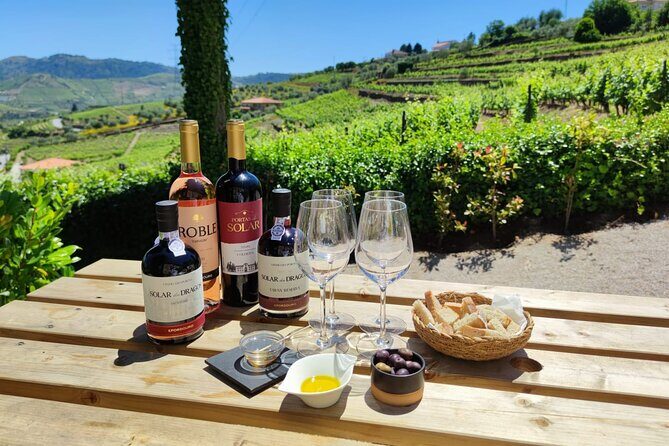 Douro Tour with Wine Tasting, River Cruise and Visit to Lamego - Starting in Porto: the 8:30 meet point and how to beat the first-stops rush