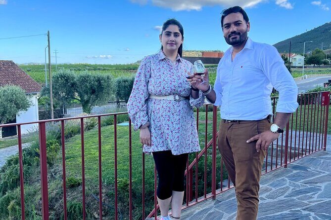 Douro Valley Luxury Wine Tour: 3 Estates, Cruise & Gourmet Dining - Quinta da Pedra Alta: Private Jeep vineyard access and a serious five-wine tasting
