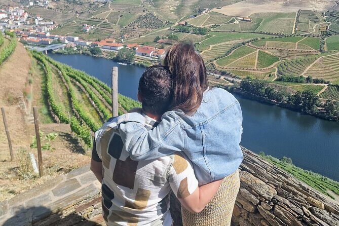 Douro Valley-Private Experience-Specialized Guide, Lunch, Boat,wineries,tastings - Key things that make this tour worth it