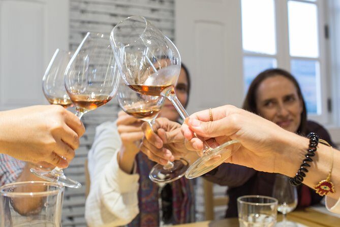 Douro Valley Small-Group Tour with Wine Tasting, Lunch and Boat - Peso da Régua Winery Time: Douro DOC Tastings in a Family Setting