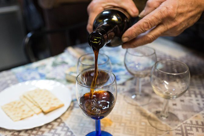 Douro Valley Small-Group Tour with Wine Tasting, Lunch and Boat - Lunch in the Valley: Typical Douro Cuisine With Regional Wine