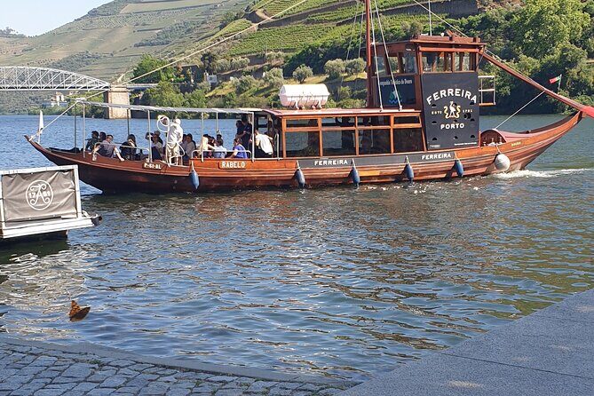 Douro Valley Tour Wine and breathtaking views - Miradouro de São Leonardo de Galafura: quick photo stops with big payoffs