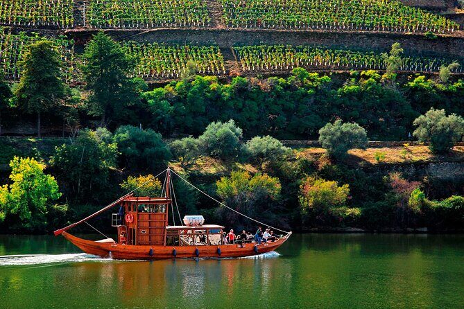 Douro Valley Wine Tour Private Group, 1h Cruise, Lunch from Porto - Back to Porto: Ending Where You Started