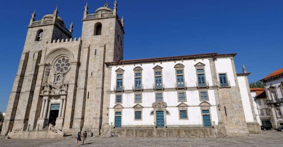 Essential Porto Walking Tour - Ribeira and the Douro: finishing where Porto feels like Porto
