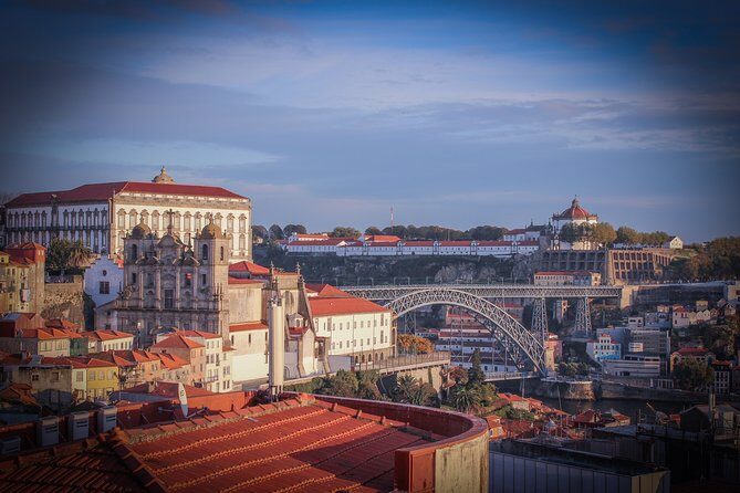 Fado Dinner Show and Night Lights Tour in Porto - Coastal Stops and Matosinhos: The Sea Air Part