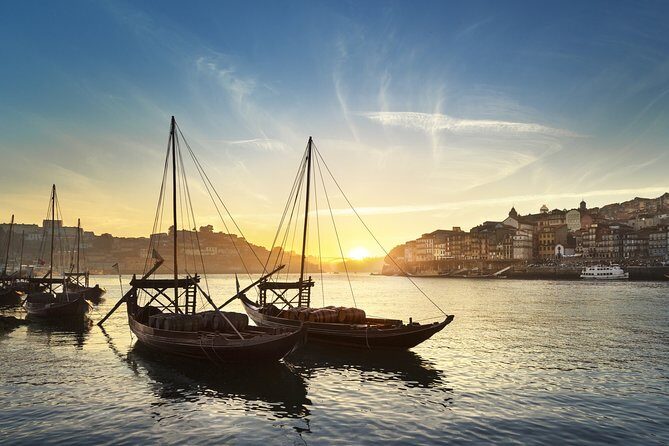 Fado Dinner Show and Night Lights Tour in Porto - How the Fado Show Lands (Even If You Don’t Speak Portuguese)