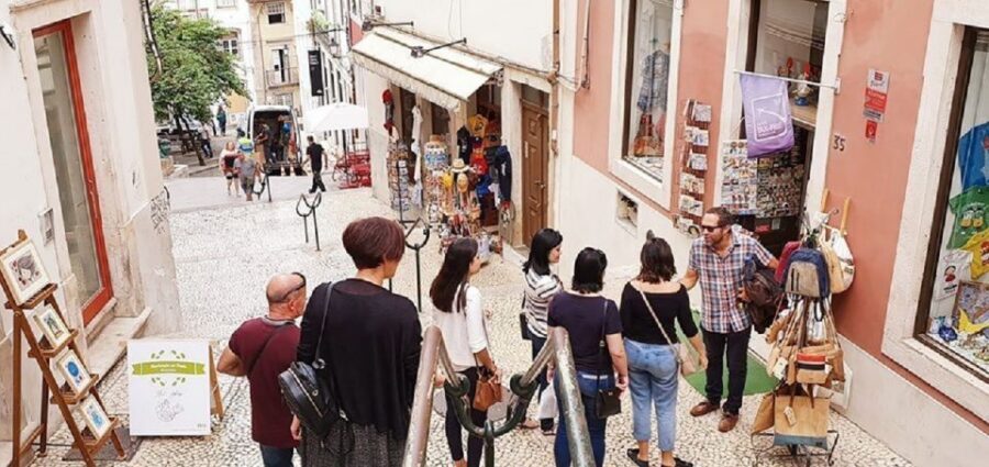 Fátima and Coimbra Full-Day Tour from Porto - The Santuário de Fátima: what to do with 1.5 hours