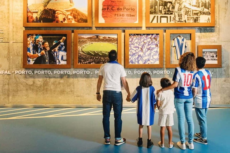 FC Porto: Museum & Tour - Audio guides in six languages and the FC Porto Museum & Tour App