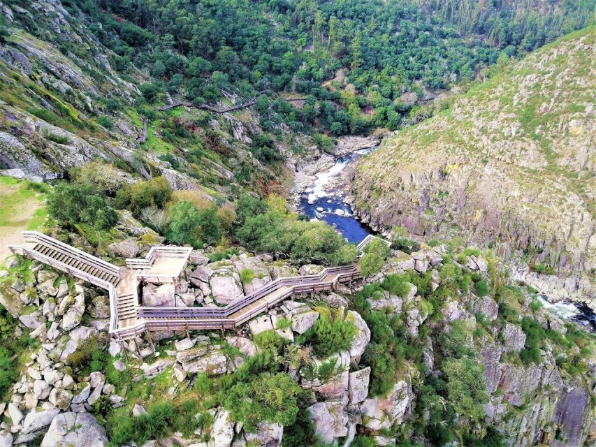 From Porto: 516 Arouca Bridge and Paiva Walkways Guided Tour - Should you book the Porto to Arouca bridge and Paiva Walkways tour?