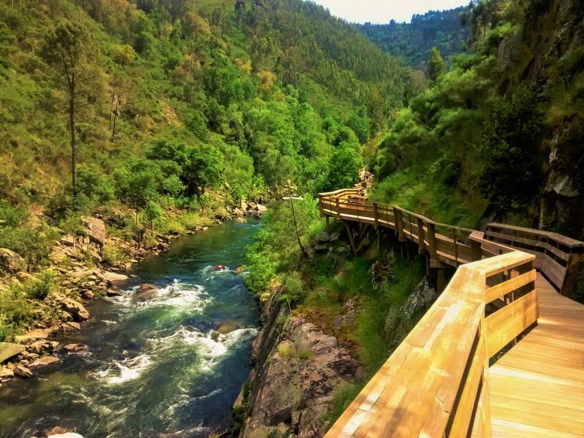 From Porto: Aveiro, Paiva Walkways and Arouca 516 Footbridge - Porto to Arouca and back: how the minivan day fits together