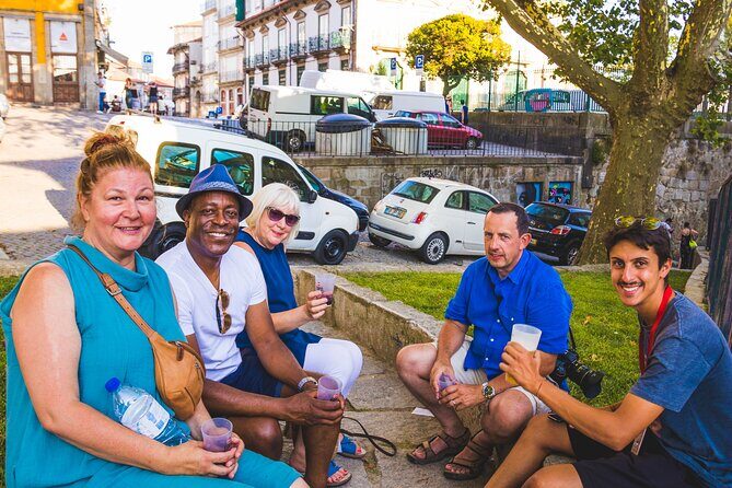 From Porto: Port Wine Sunset Rooftop Walking Tour - Stop 1: Praca da Liberdade, the square that sets the tone