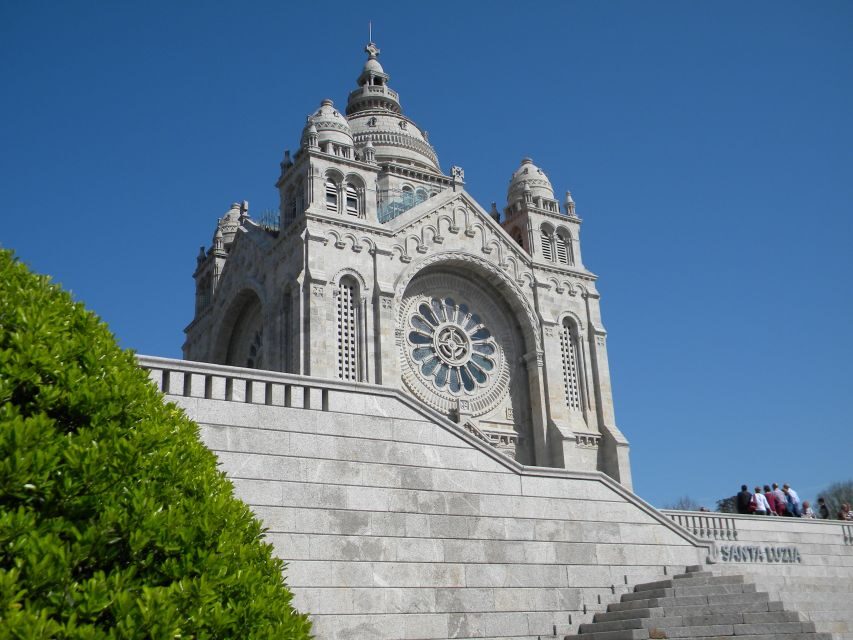 From Porto: Viana Castelo and Ponte Lima Private Tour - Value and price: when $340 per group makes sense