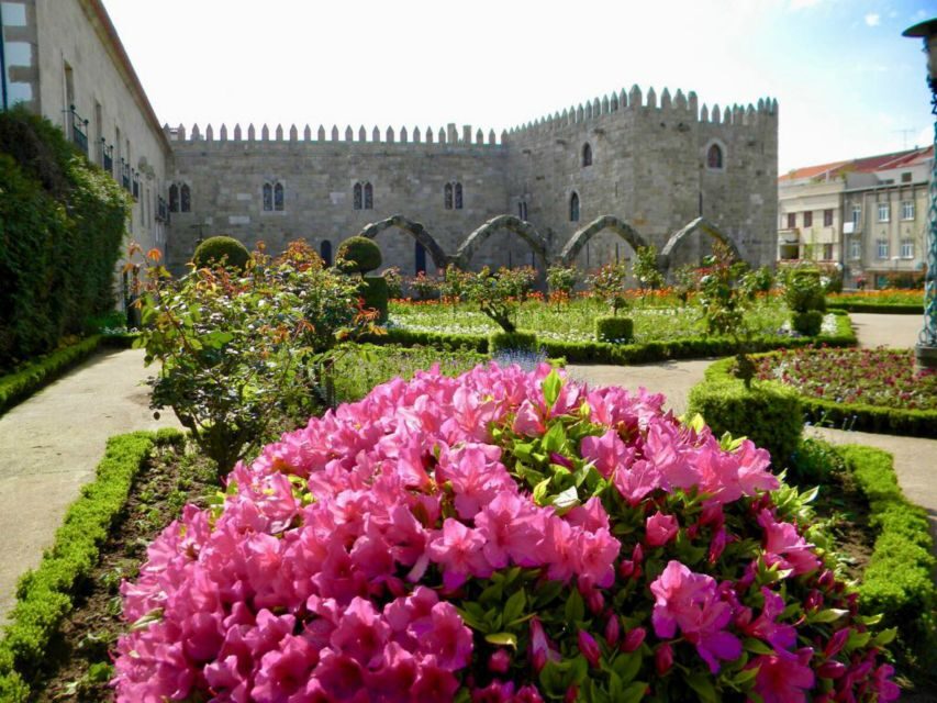 From Porto: Wonders of Braga & Guimaraes Private Day Trip - Why Braga and Guimarães Work So Well From Porto