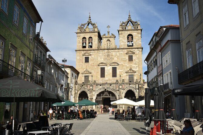 Full-Day Braga & Guimarães Guided Semi-Private Tour with Lunch from Porto - Largo da Oliveira: Square Life and Why the Name Matters