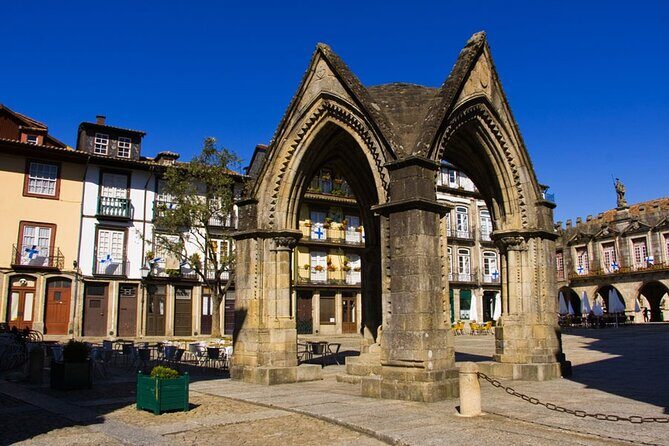 Full-Day Braga & Guimarães Guided Semi-Private Tour with Lunch from Porto - Group Size, Pace, and Walking: What You’re Really Signing Up For