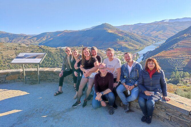 Genuine Douro Valley Tour: Visit 2 Wineries, Lunch & River Cruise - What to pack for summer heat or winter chill