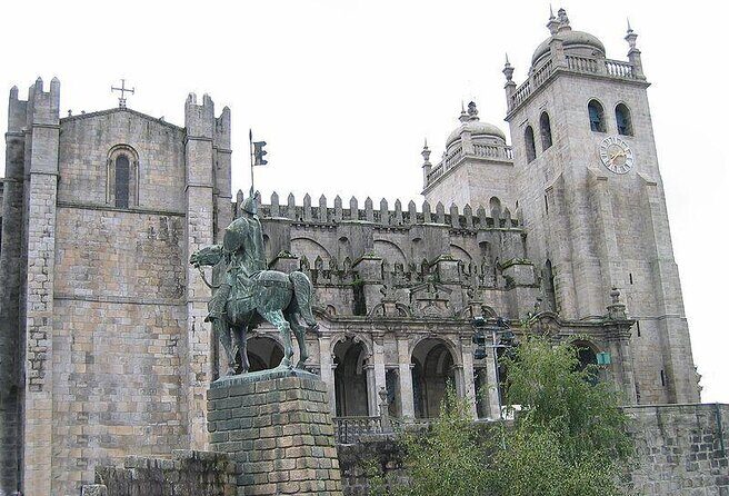 Historic Porto by Private Electric Tuk Tuk to Top Landmarks - Key Things You’ll Notice on This Electric Tuk-Tuk Porto Tour