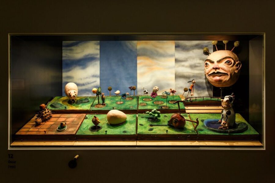 Museu das Marionetas do Porto - Accessibility you can feel: tactile puppets and podotactile flooring