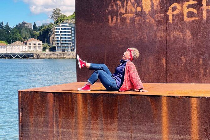 Photoshoot Session for Solo, Couples and Groups in Porto area - Price and value: what $78.10 covers (and what it doesn’t)
