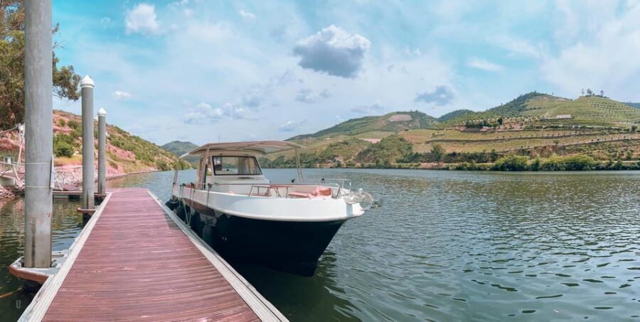 Pinhão: 1 Hour SUNSET Cruise with Sparkling Wine - Music and a Toast: The Sparkling Wine Part That Makes It Fun