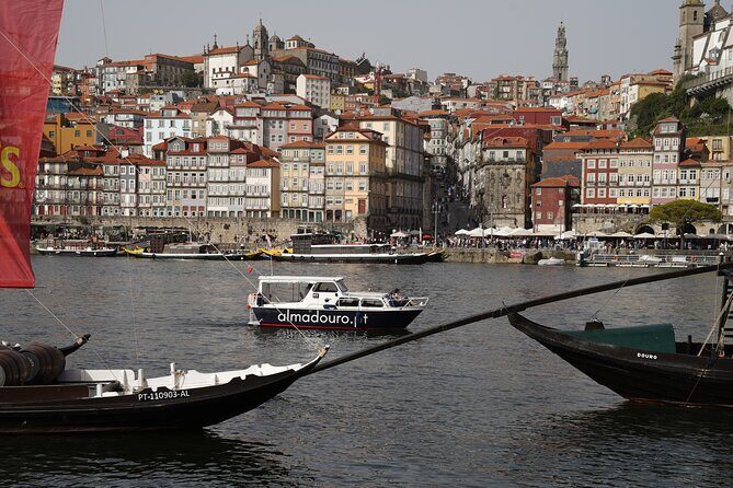 Port : Private Cruise in the Douro — 6 Bridges & Sunsets - Afurada and Ponte da Arrábida: Start in a Working Fishing Quarter