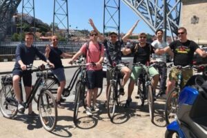 Porto: 1 to 4 Day Electric Bicycle Rental - Battery, Hills, and How to Avoid the One Regret